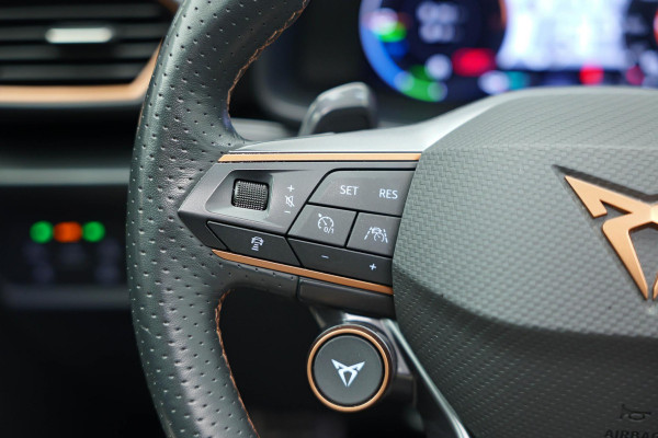 CUPRA Formentor 1.4 e-Hybrid VZ Copper Edition |Pano|Buttons|360|Memory|Dodehoek|Ambient|