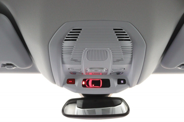 Peugeot 3008 1.2 *130PK*ECC*CRUISE*NAVI*