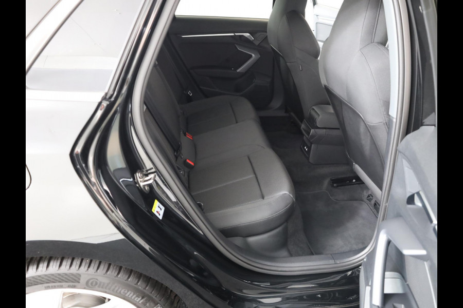 Audi A3 Sportback 35 TFSI Advanced edition 150 pk S-tronic | Verlengde garantie | Navigatie | Parkeersensoren (Park assist) | Achteruitrijcamera | Adaptieve cruise control |