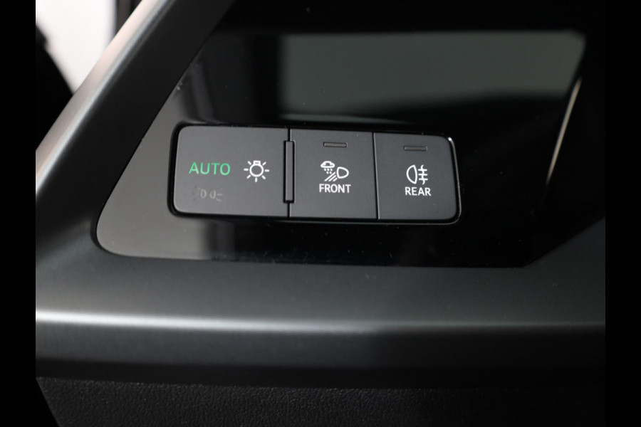 Audi A3 Sportback 35 TFSI Advanced edition 150 pk S-tronic | Verlengde garantie | Navigatie | Parkeersensoren (Park assist) | Achteruitrijcamera | Adaptieve cruise control |