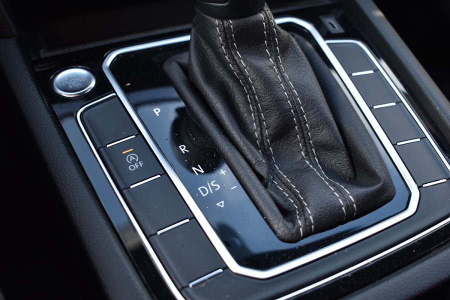 Volkswagen Arteon 2.0 TSI 190PK DSG R-LINE BUSINESS LEDER/CAMERA/VIRTUAL