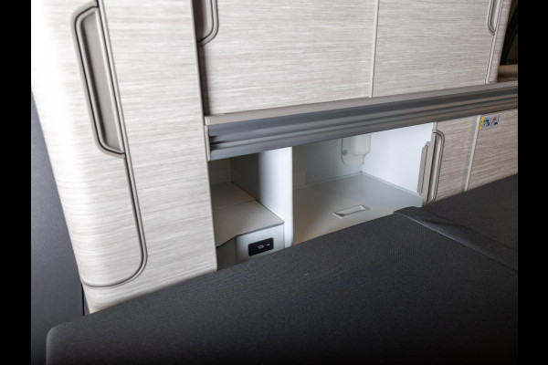 Volkswagen California Ocean eHybrid 4Motion / 245pk / Trekhaak /