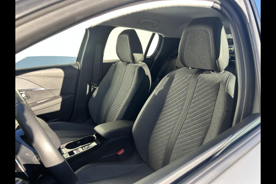 Peugeot 208 Hybrid 100 e-DCS6 Allure | Parkeercamera | Adaptive cruise | Prijs is rijklaar