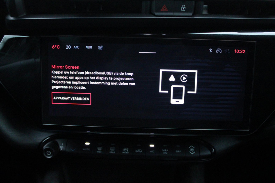 Alfa Romeo junior Elettrica VELOCE 280PK 54 kWh | SPORT PACK (SABELT SPORTSTOELEN ELEKTRISCH BEDIENBAAR OP DE BESTUURDERSSTOEL/STOEL VERWARMING/ALUMINIUM INSTAPLIJSTEN EN PEDALEN/PERFROMANCE STUURWIEL MET ALCANTARA/PERFORMANCE BODYKIT "PROGRESSO"/AMBIENT LIGHT/GETINTE ACHETRRUITEN | TECHNO PACK (LED MATRIX KOPLAMPEN/AUTOMATISCH DIMMENDE BINNENSPIEGEL/DRAADLOZE TELEFOONLADER/DODEHOEK DETECTIE/NAVIGATIE/ELEKTRISCH BEDIENBARE ACHTERKLEP/KEYLESS ENTRY/KEYLESS START/ADAPTIVE CRUISE CONTROL/ACHTERUITRIJ CAMERA) | DRAADLOZE APPLE CARPLAY/ANDROID AUTO | 20" LICHTMETALEN VELGEN "VENTI" | RODE RE