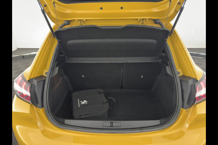 Peugeot e-208 EV GT 350 50 kWh [ 3-Fase ] {SOH-100%} (INCL-BTW) *PANO | FULL-LED | DIGI-COCKPIT | BLINDSPOT | CAMERA | LEATHER-ALCANTARA | AMBIENT-LIGHT | NAVI-FULLMAP | LANE-ASSIST | KEYLESS | DAB | CCS-FASTLOADER | HEATED-SPORTSEATS | 17"ALU*