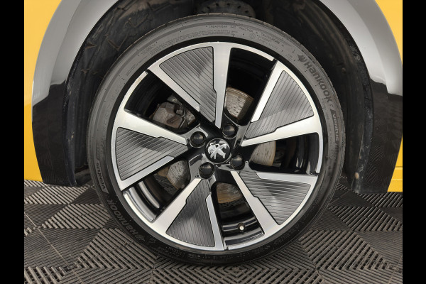 Peugeot e-208 EV GT 350 50 kWh [ 3-Fase ] {SOH-100%} (INCL-BTW) *PANO | FULL-LED | DIGI-COCKPIT | BLINDSPOT | CAMERA | LEATHER-ALCANTARA | AMBIENT-LIGHT | NAVI-FULLMAP | LANE-ASSIST | KEYLESS | DAB | CCS-FASTLOADER | HEATED-SPORTSEATS | 17"ALU*