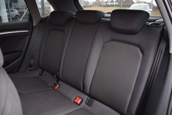 Audi A3 Sportback 1.4 e-tron Pro Line plus | Stoelverwarming | Climate | Cruise | 17” LM