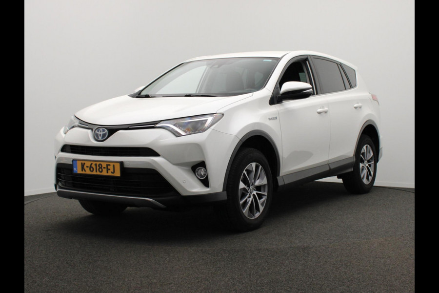 Toyota RAV4 2.5 Hybrid Dynamic *61.580 KM* Navigatie Camera Climate Control 1e Eigenaar