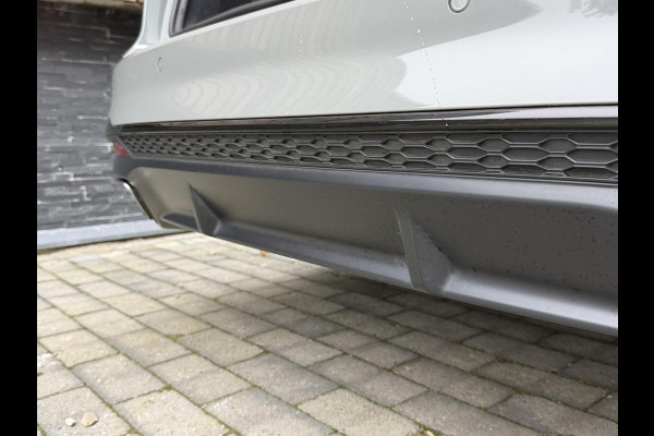 Audi A4 Avant 35 TFSI Competition S line Automaat | Panoramadak | Sfeerverlichting | LED verlichting | Climate & cruise control | Trekha