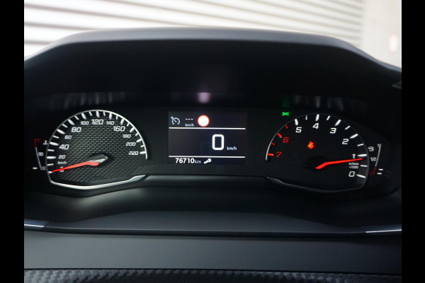 Peugeot 2008 1.2 PureTech Allure Trekhaak