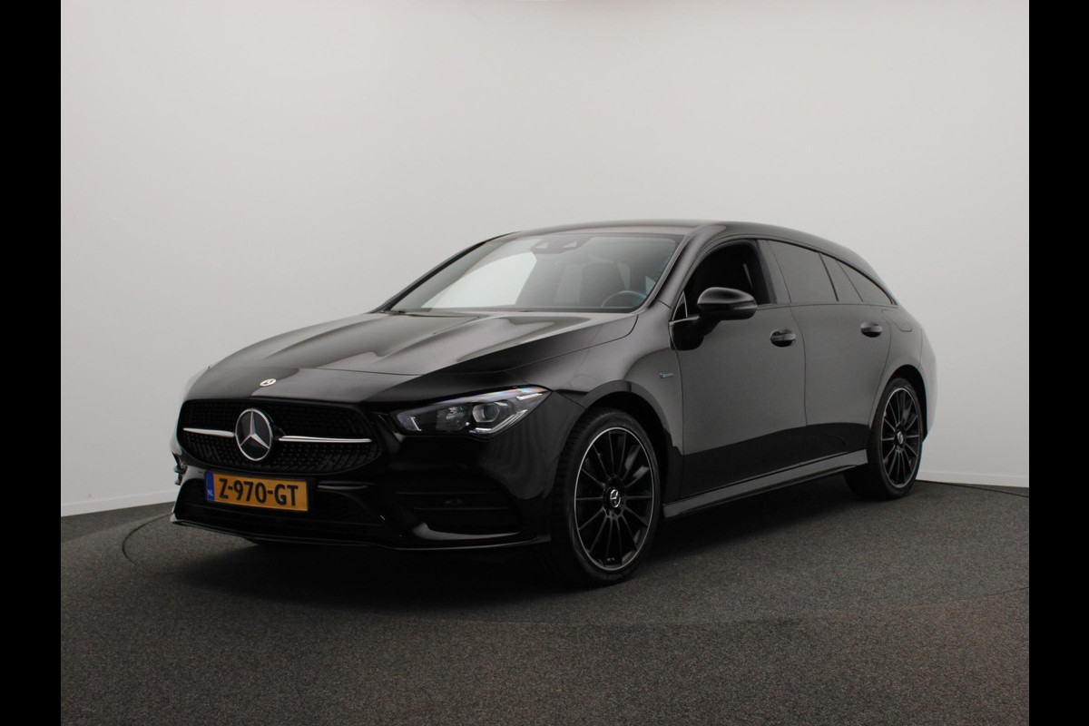 Mercedes-Benz CLA-Klasse Shooting Brake 250 e AMG Widescreen LED Stoelverwarming Camera