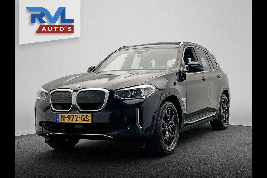 BMW iX3 Executive 80 kWh * SOH 98% * Pano/dak Trekhaak Camera Origineel NL