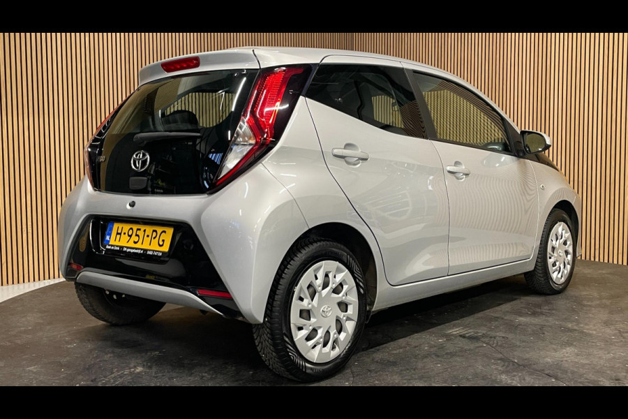 Toyota Aygo 1.0 VVT-i x-play|APPLE CARPLAY,ANDROID AUTO|CAMERA|AIRCO|CRUISE CONTROL|5-DEURS|1e EIGENAAR|NL-AUTO|NAP|DEALER ONDERH|