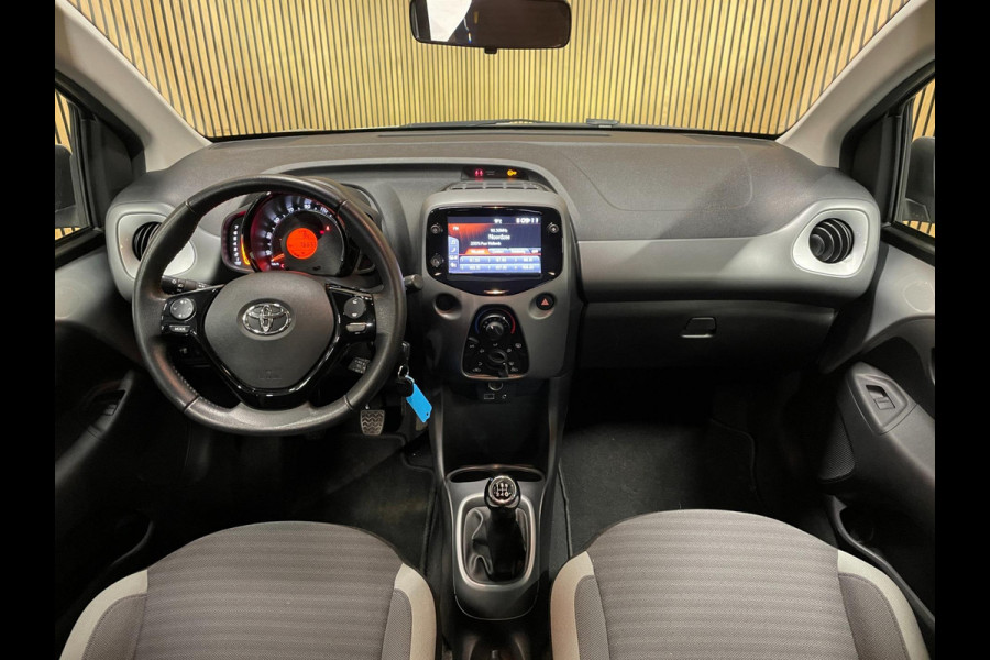 Toyota Aygo 1.0 VVT-i x-play|APPLE CARPLAY,ANDROID AUTO|CAMERA|AIRCO|CRUISE CONTROL|5-DEURS|1e EIGENAAR|NL-AUTO|NAP|DEALER ONDERH|