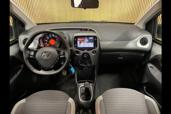 Toyota Aygo 1.0 VVT-i x-play|APPLE CARPLAY,ANDROID AUTO|CAMERA|AIRCO|CRUISE CONTROL|5-DEURS|1e EIGENAAR|NL-AUTO|NAP|DEALER ONDERH|