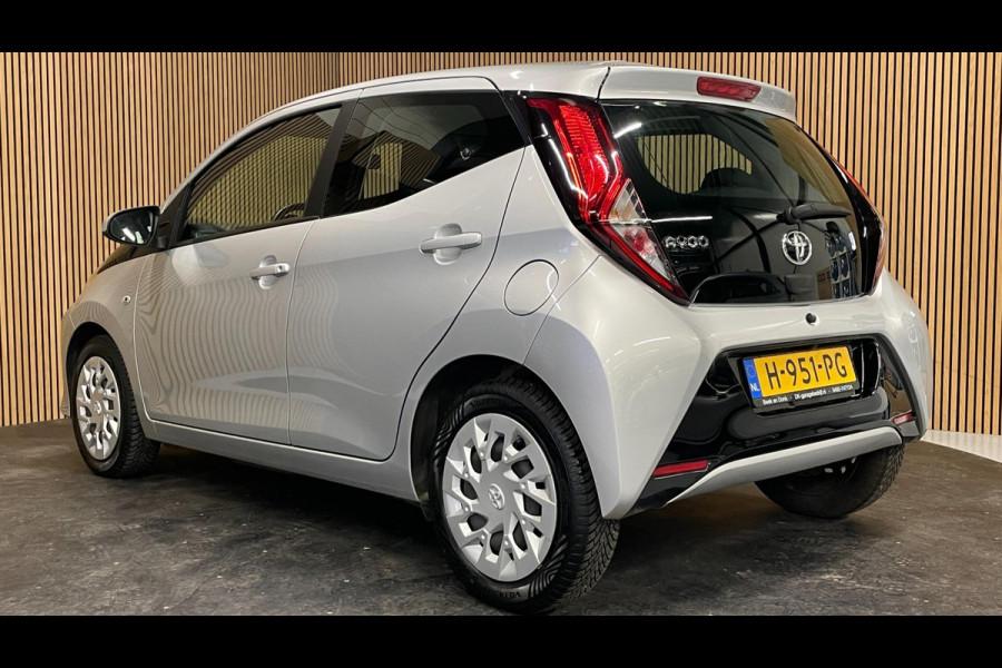 Toyota Aygo 1.0 VVT-i x-play|APPLE CARPLAY,ANDROID AUTO|CAMERA|AIRCO|CRUISE CONTROL|5-DEURS|1e EIGENAAR|NL-AUTO|NAP|DEALER ONDERH|