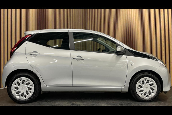 Toyota Aygo 1.0 VVT-i x-play|APPLE CARPLAY,ANDROID AUTO|CAMERA|AIRCO|CRUISE CONTROL|5-DEURS|1e EIGENAAR|NL-AUTO|NAP|DEALER ONDERH|