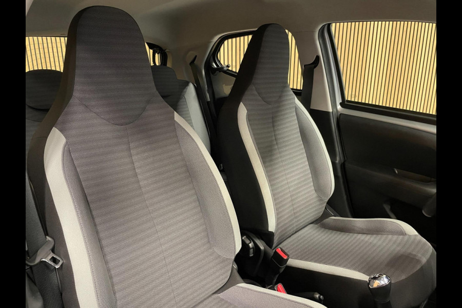 Toyota Aygo 1.0 VVT-i x-play|APPLE CARPLAY,ANDROID AUTO|CAMERA|AIRCO|CRUISE CONTROL|5-DEURS|1e EIGENAAR|NL-AUTO|NAP|DEALER ONDERH|