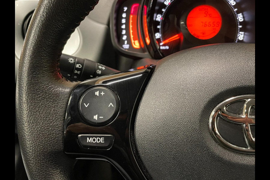 Toyota Aygo 1.0 VVT-i x-play|APPLE CARPLAY,ANDROID AUTO|CAMERA|AIRCO|CRUISE CONTROL|5-DEURS|1e EIGENAAR|NL-AUTO|NAP|DEALER ONDERH|