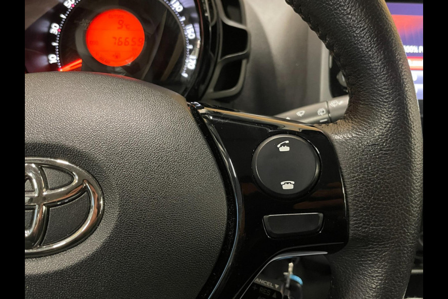 Toyota Aygo 1.0 VVT-i x-play|APPLE CARPLAY,ANDROID AUTO|CAMERA|AIRCO|CRUISE CONTROL|5-DEURS|1e EIGENAAR|NL-AUTO|NAP|DEALER ONDERH|