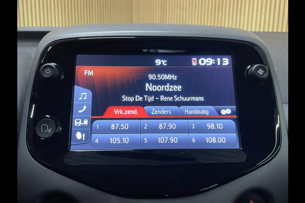 Toyota Aygo 1.0 VVT-i x-play|APPLE CARPLAY,ANDROID AUTO|CAMERA|AIRCO|CRUISE CONTROL|5-DEURS|1e EIGENAAR|NL-AUTO|NAP|DEALER ONDERH|