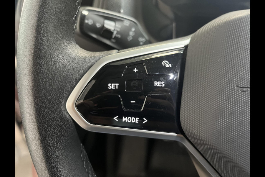 Volkswagen ID. Buzz Cargo L1H1 204 pk 77 kWh PRO Adaptive Cruise Trekhaak PDC Camera Keyless