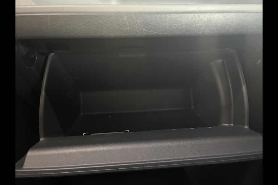 Volkswagen ID. Buzz Cargo L1H1 204 pk 77 kWh PRO Adaptive Cruise Trekhaak PDC Camera Keyless