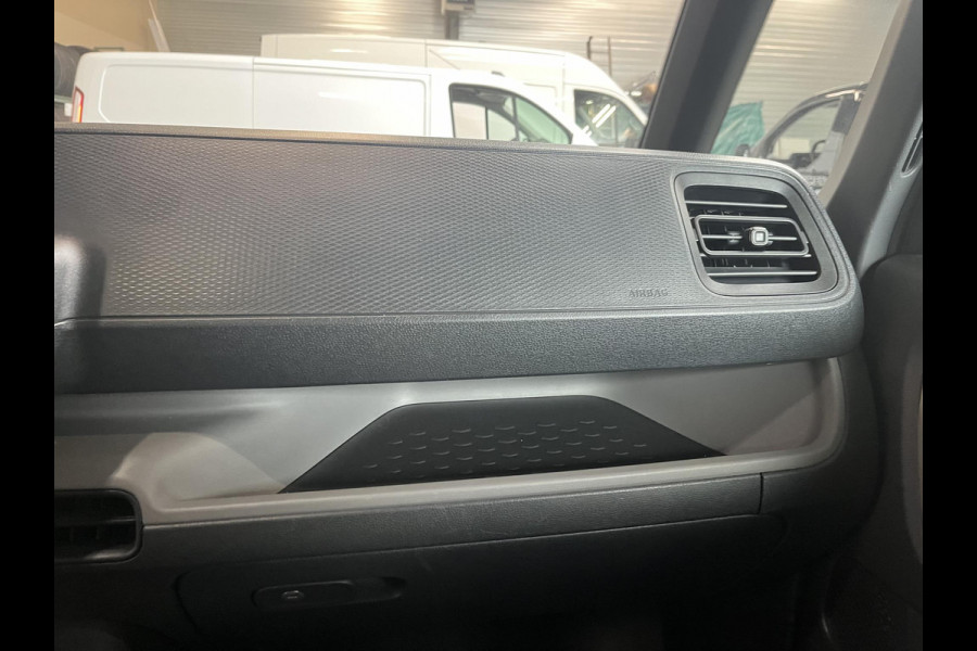 Volkswagen ID. Buzz Cargo L1H1 204 pk 77 kWh PRO Adaptive Cruise Trekhaak PDC Camera Keyless