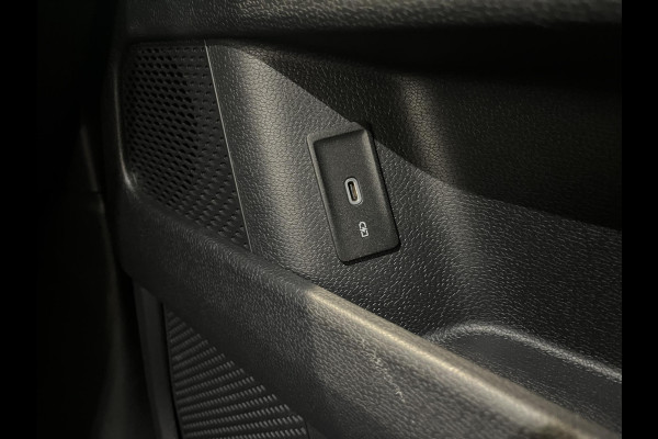 Volkswagen ID. Buzz Cargo L1H1 204 pk 77 kWh PRO Adaptive Cruise Trekhaak PDC Camera Keyless