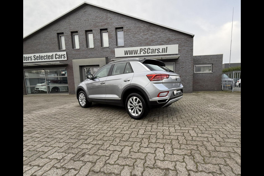 Volkswagen T-Roc 1.5 TSI DSG 150pk Acc|Camera|CarPlay|IQ_Light|Navi