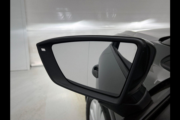 Seat Arona 1.0 TSI AUTOM. Style Business Connect CARPLAY-NAV | CRUISE | PRIVACY-GLASS