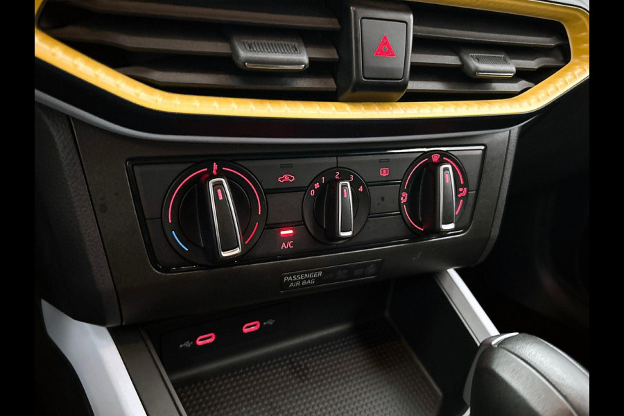 Seat Arona 1.0 TSI AUTOM. Style Business Connect CARPLAY-NAV | CRUISE | PRIVACY-GLASS