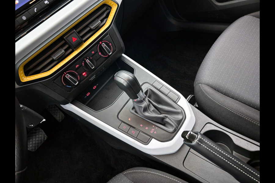 Seat Arona 1.0 TSI AUTOM. Style Business Connect CARPLAY-NAV | CRUISE | PRIVACY-GLASS