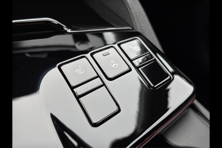 Kia Sportage 1.6 T-GDi Hybrid Dark Edition