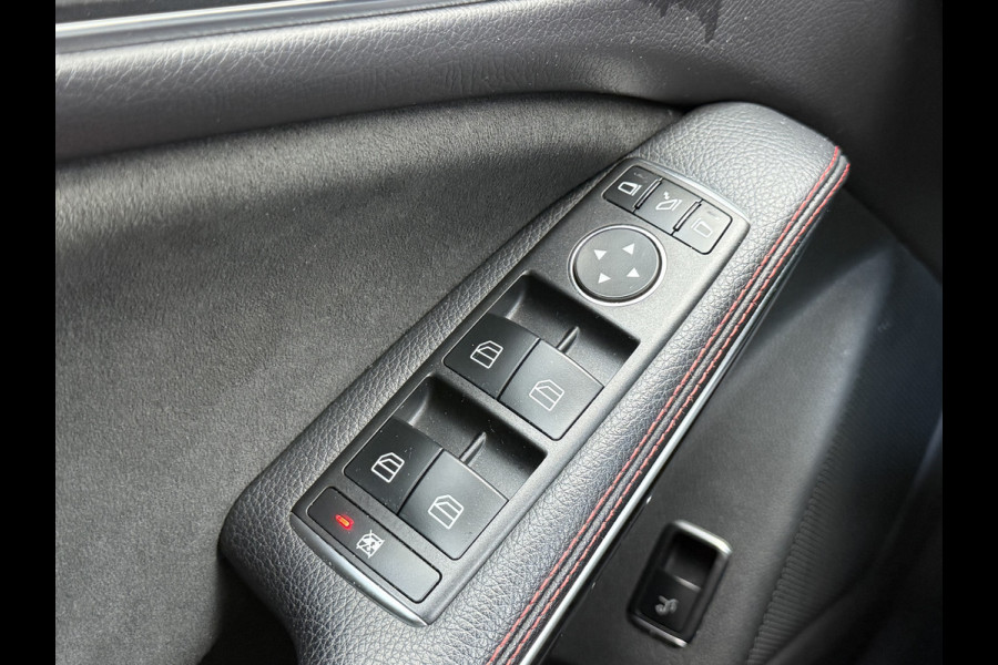 Mercedes-Benz CLA-Klasse Shooting Brake 220 4MATIC AMG-Line | Navi | CarPlay | Night Pakket | Elek. Achterklep | 18 inch