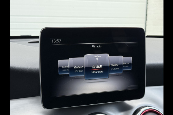 Mercedes-Benz CLA-Klasse Shooting Brake 220 4MATIC AMG-Line | Navi | CarPlay | Night Pakket | Elek. Achterklep | 18 inch