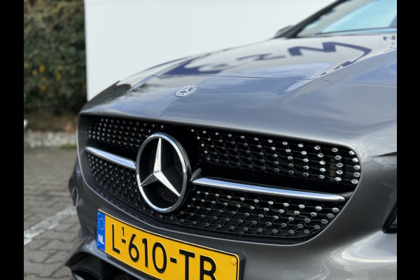 Mercedes-Benz CLA-Klasse Shooting Brake 220 4MATIC AMG-Line | Navi | CarPlay | Night Pakket | Elek. Achterklep | 18 inch