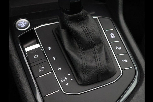Volkswagen Tiguan Allspace 1.5 TSI AUTOMAAT.7 ZITS.GARANTIE 10-2030* PANODAK .PDC V+A. APPLE/ANDROID. STOELVERWARMING ETC ETC