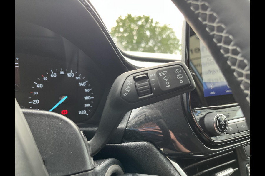 Ford Puma 1.0 EcoBoost Hybrid Titanium 125pk | Winterpack | SYNC 3 Navigatie | Parkeersensoren achter | Contrasterend Dak |