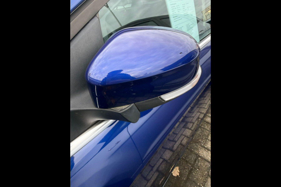 Ford FOCUS Wagon 1.5 Ecoboost Titanium 150pk 17 inch Velgen | Wegklapbare haak | Stoelverwarming | Navigatie | SYNC 3 | Voorruit verwarming | Cruise control