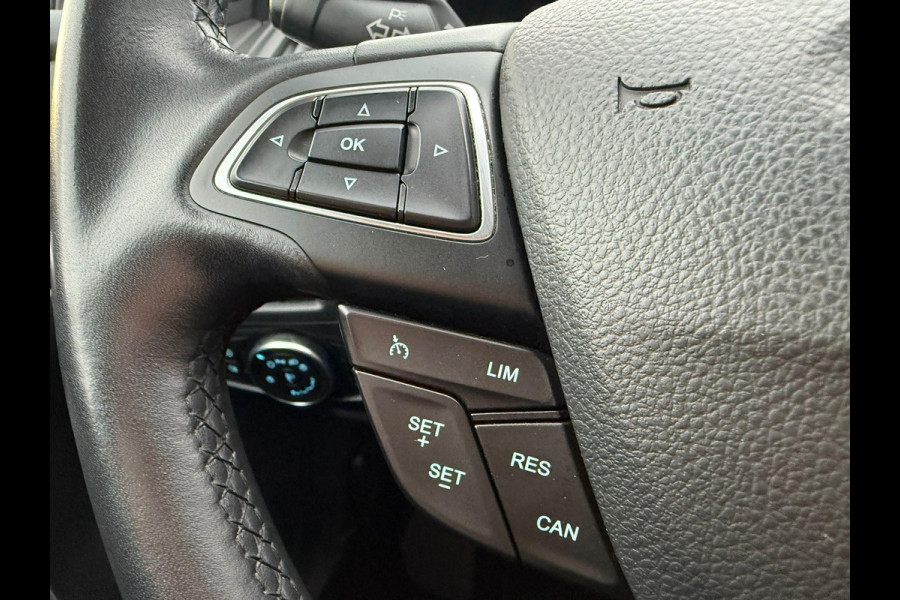 Ford FOCUS Wagon 1.5 Ecoboost Titanium 150pk 17 inch Velgen | Wegklapbare haak | Stoelverwarming | Navigatie | SYNC 3 | Voorruit verwarming | Cruise control