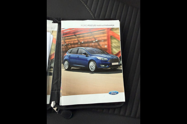 Ford FOCUS Wagon 1.5 Ecoboost Titanium 150pk 17 inch Velgen | Wegklapbare haak | Stoelverwarming | Navigatie | SYNC 3 | Voorruit verwarming | Cruise control