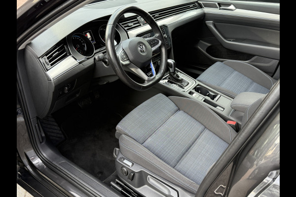 Volkswagen Passat Variant 1.4 TSI PHEV GTE Business | Panoramadak | Stoelmassage | Apple Carplay | Trekhaak