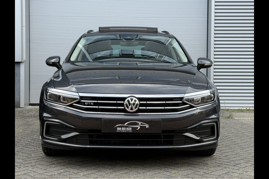 Volkswagen Passat Variant 1.4 TSI PHEV GTE Business | Panoramadak | Stoelmassage | Apple Carplay | Trekhaak