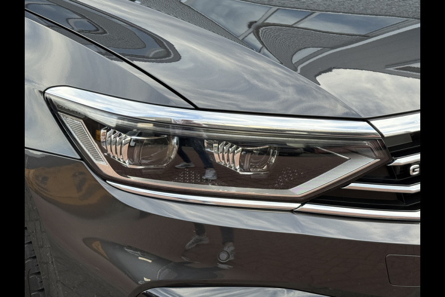 Volkswagen Passat Variant 1.4 TSI PHEV GTE Business | Panoramadak | Stoelmassage | Apple Carplay | Trekhaak