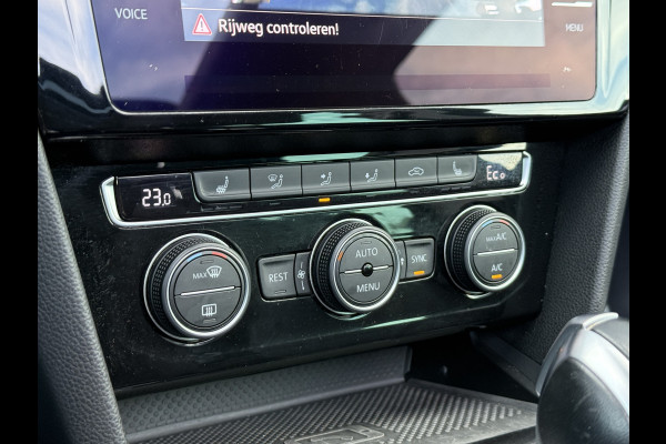 Volkswagen Passat Variant 1.4 TSI PHEV GTE Business | Panoramadak | Stoelmassage | Apple Carplay | Trekhaak