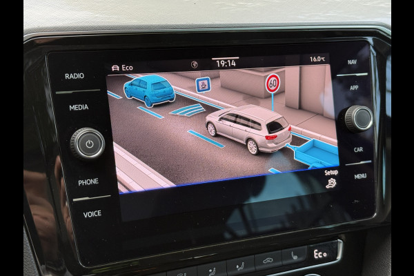 Volkswagen Passat Variant 1.4 TSI PHEV GTE Business | Panoramadak | Stoelmassage | Apple Carplay | Trekhaak