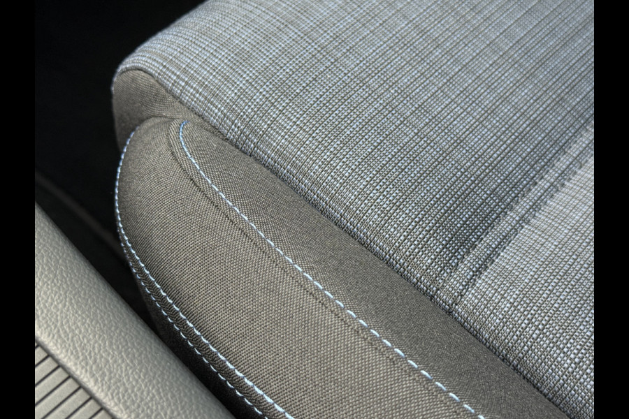 Volkswagen Passat Variant 1.4 TSI PHEV GTE Business | Panoramadak | Stoelmassage | Apple Carplay | Trekhaak