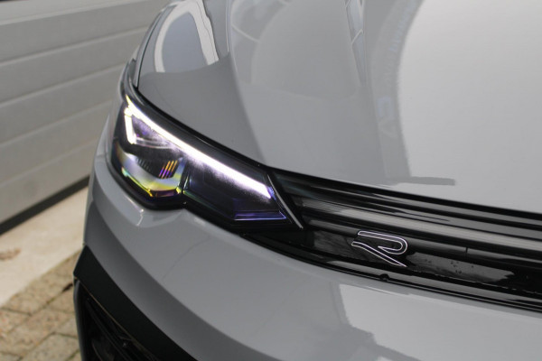 Volkswagen Golf 1.5 eTSI R-Line| Pano | HUD | HK | IQ | Elek trekhaak