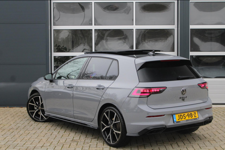 Volkswagen Golf 1.5 eTSI R-Line| Pano | HUD | HK | IQ | Elek trekhaak